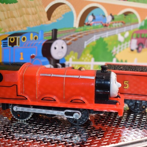 James Trackmaster Motorized Train Engine Thomas & Friends Mattel Gullane 2013 - Picture 7 of 12